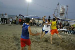 ارومیه میزبان مسابقات هندبال ساحلی بزرگسالان کشور